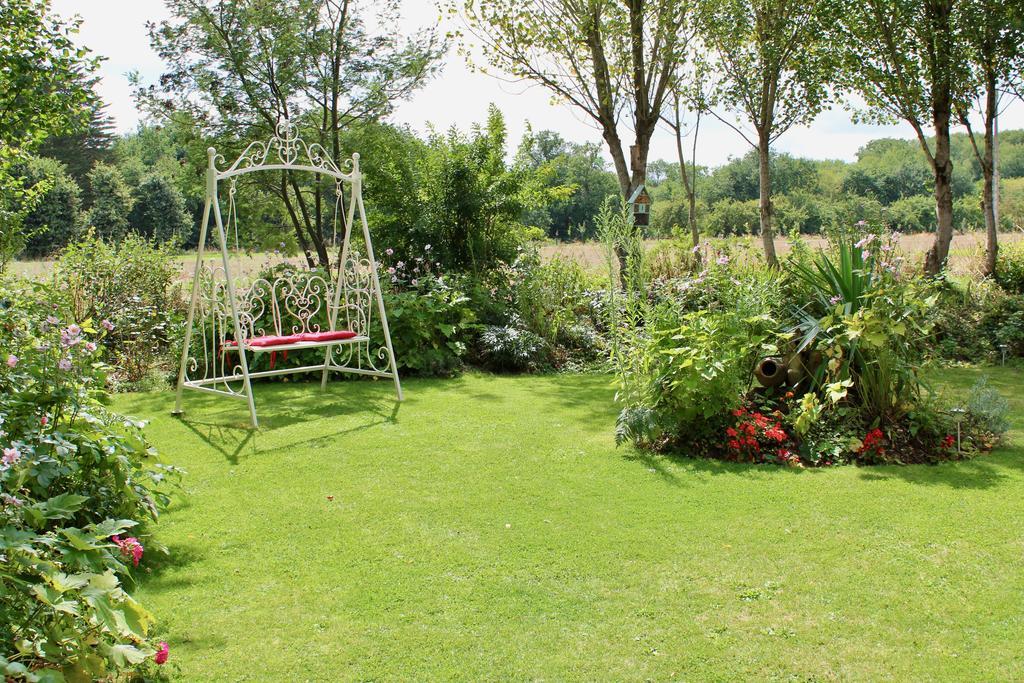 Bed and Breakfast Le Domaine De L'Arche Plouasne Екстер'єр фото